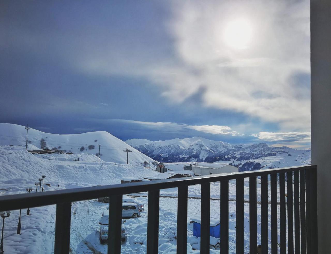 Alpestrine - Vista Gudauri - Apartment N27 ภายนอก รูปภาพ