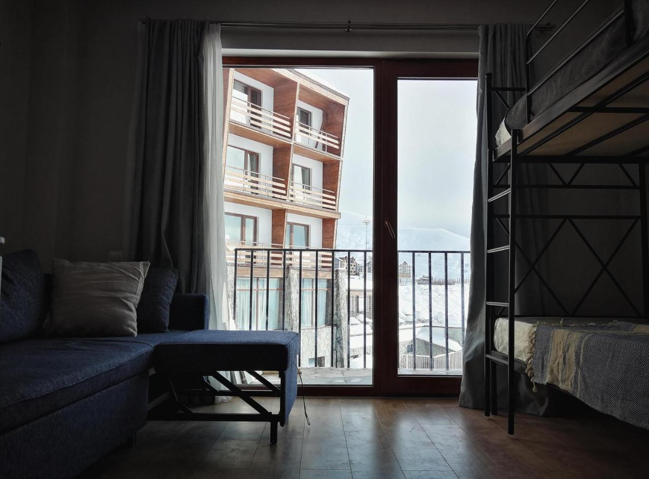 Alpestrine - Vista Gudauri - Apartment N27 ภายนอก รูปภาพ